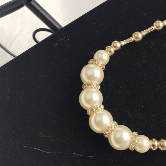 Statement necklace - Picture 2 of 3